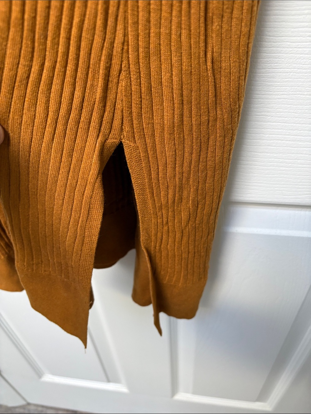 Anthropologie Ribbed Button-Front Long Sleeve Duster in Rust - Picture 8 of 9